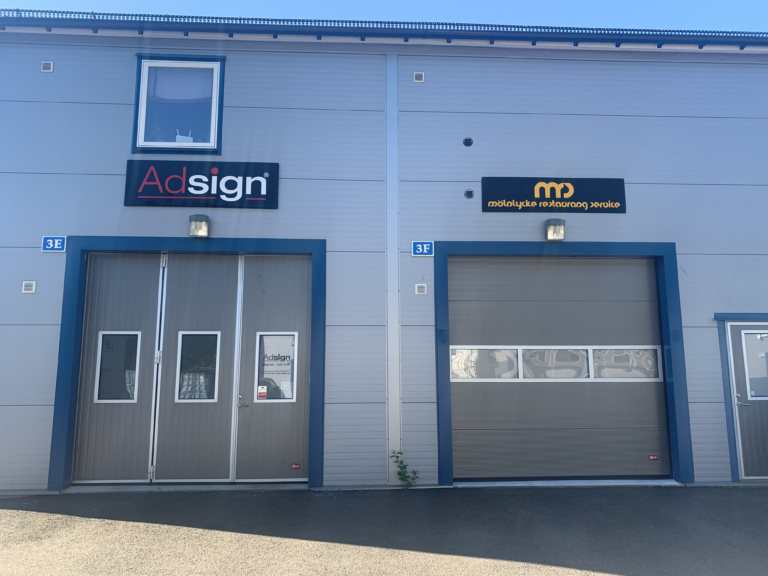 Fasad-Adsign_Mölnlycke_retaurang_service