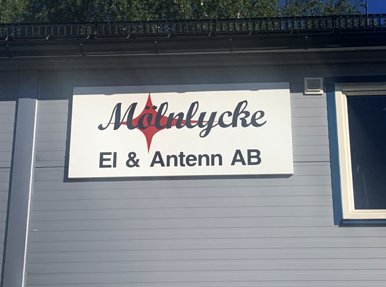 Fasad-Mölnlycke_El_och_antenn